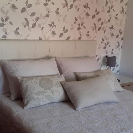 Apartamento Landra Vut-Co-003165 Padron Bagian luar foto